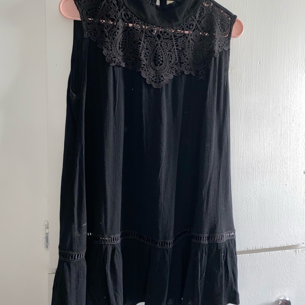 Boutique Black Tank